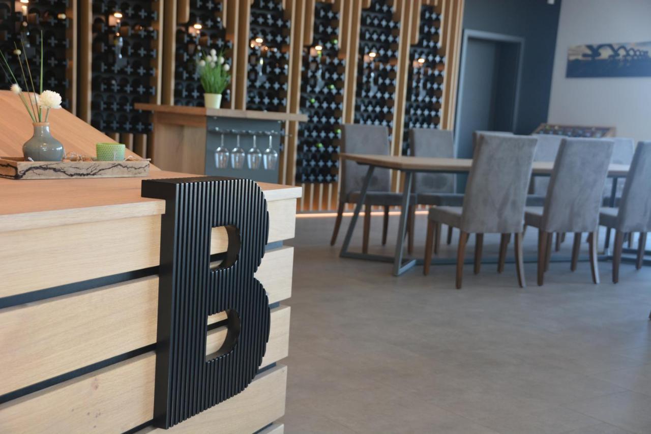 Weingut Bugner Meizelhof Klein-Winternheim Zewnętrze zdjęcie