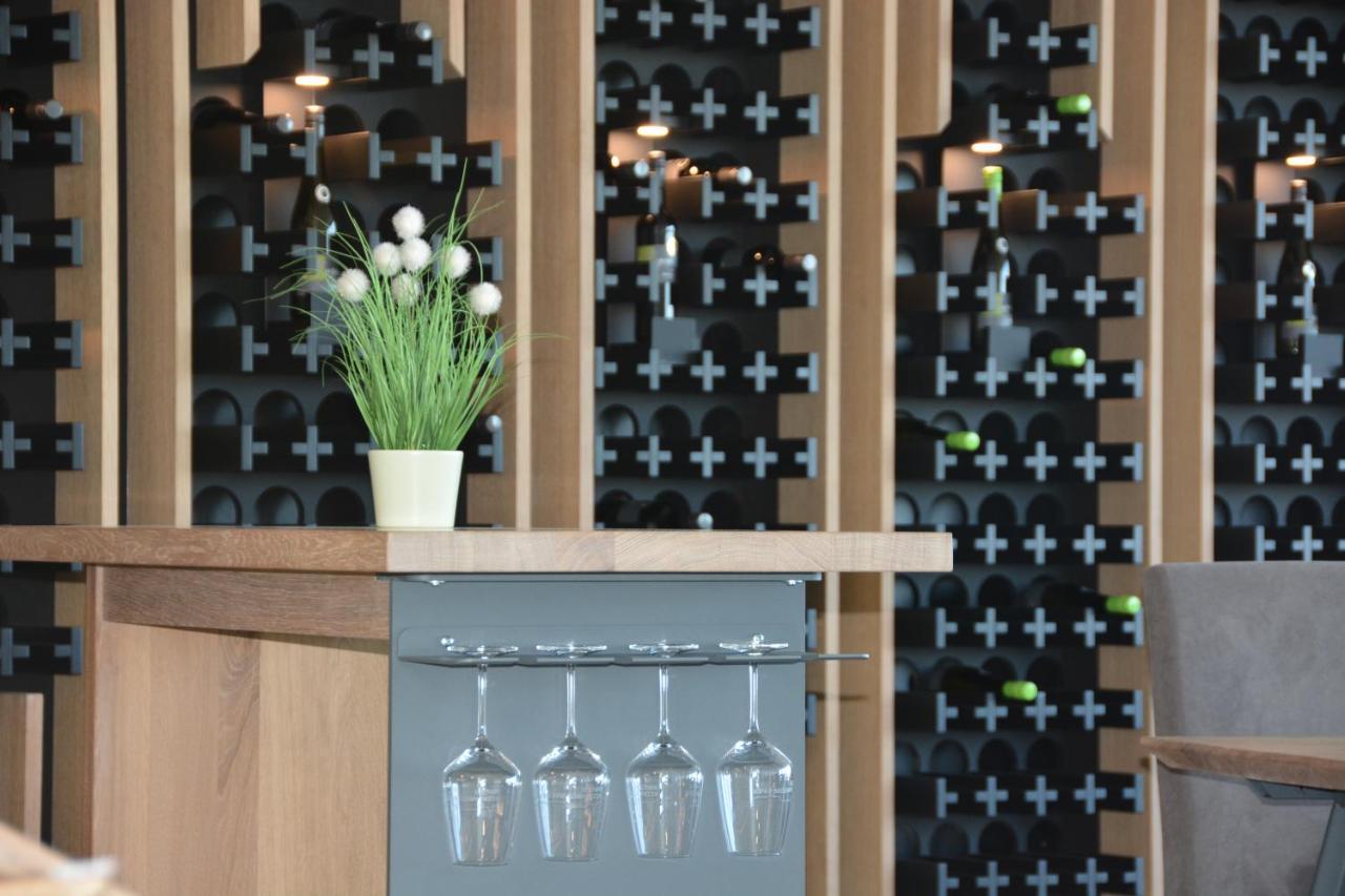 Weingut Bugner Meizelhof Klein-Winternheim Zewnętrze zdjęcie